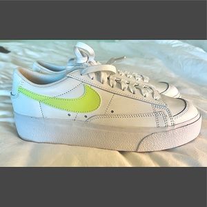 NIKE Blazers low platform, light lemon twist - Brand New, without box. Size 7